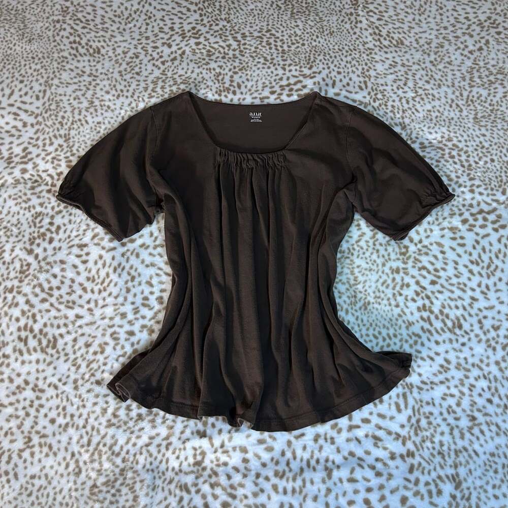 A.n.a. Woman Scoop Neck Top Size 1X Brown Pleated Front